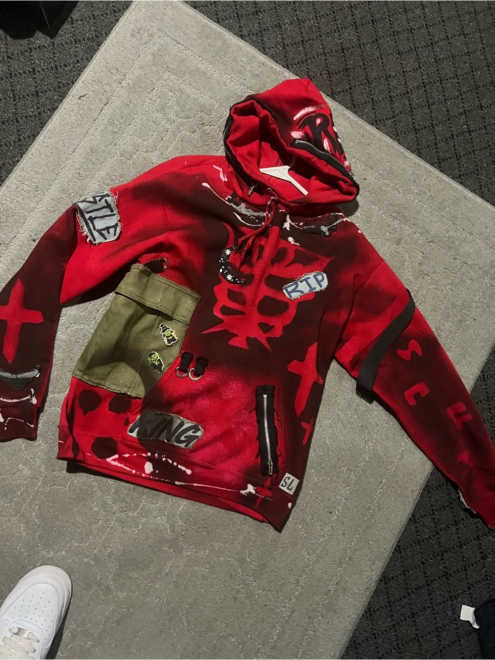 Custome hoodie Graphic Red Men's Hoodie Sweater with Patch Pocket